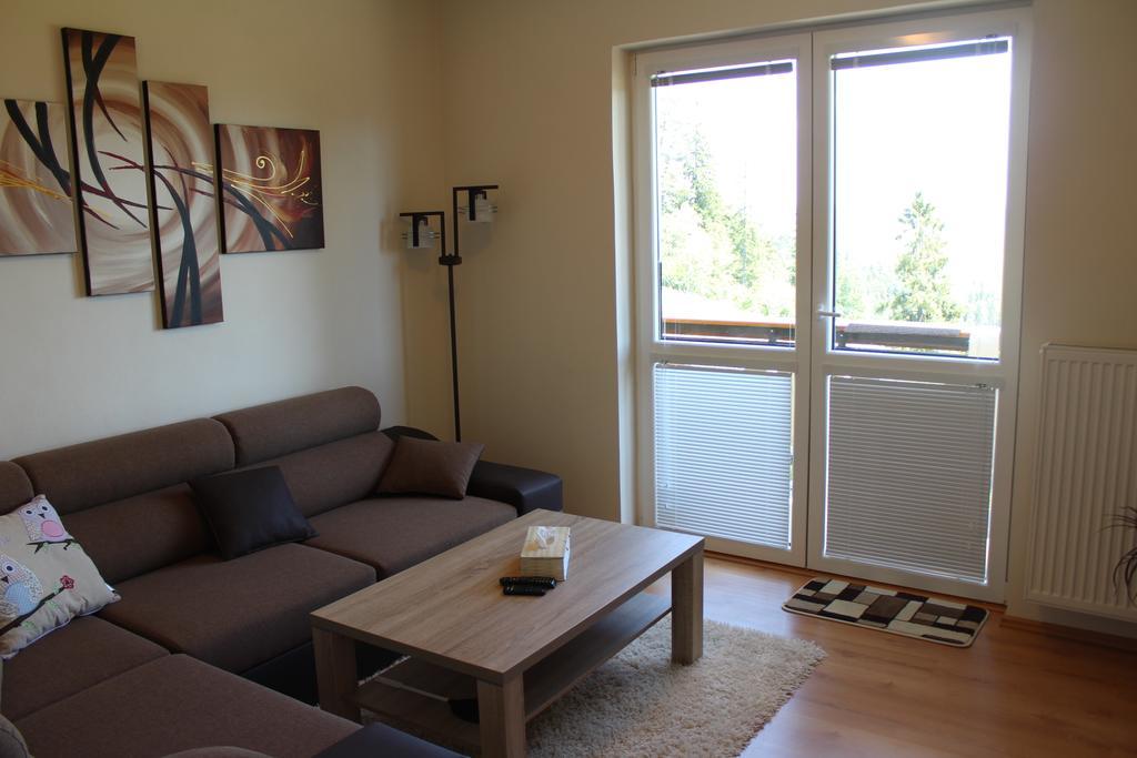 Pine Wood Apartment Vyšné Ružbachy Habitación foto
